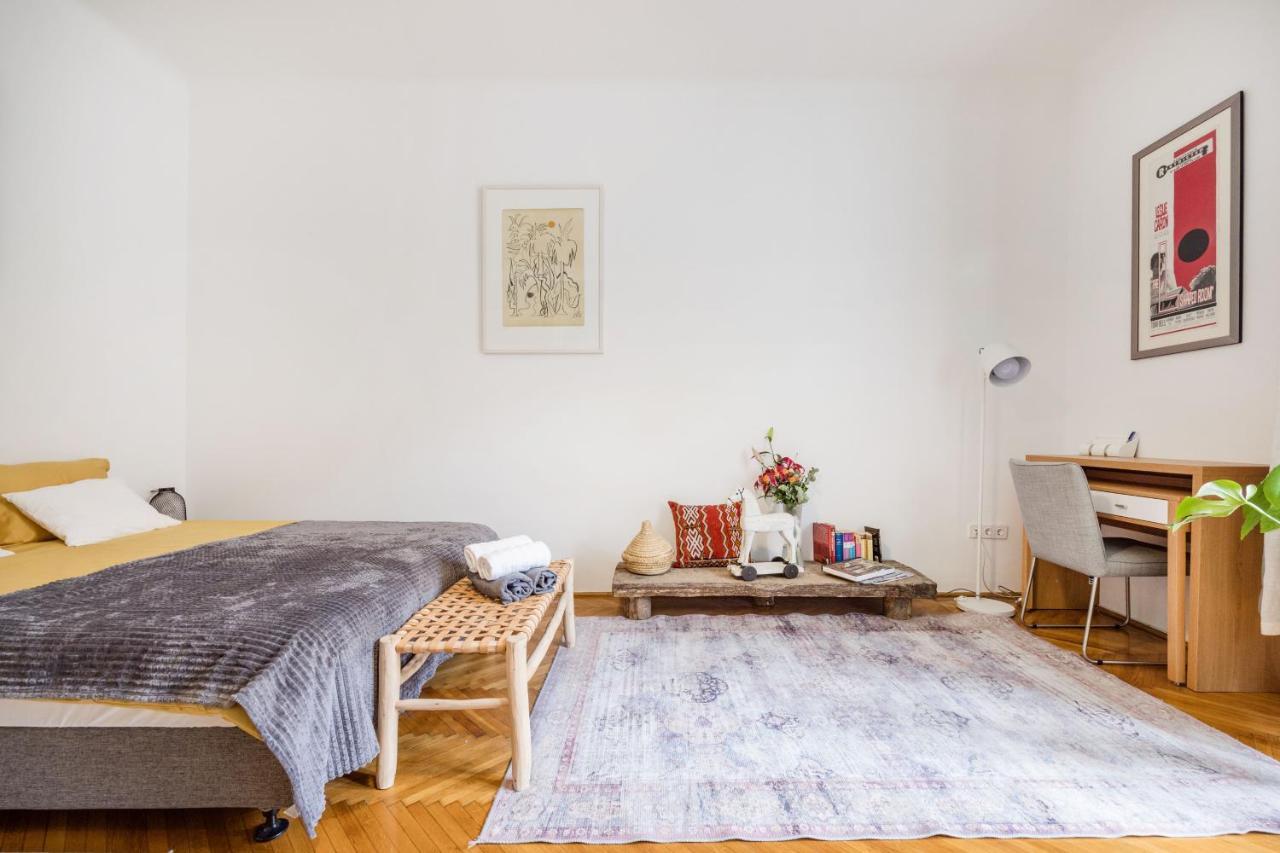 Modern Flat In Heritage District Near The City Center Budapest Esterno foto